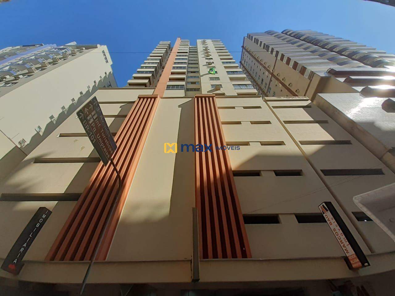 Apartamento para aluguel no Centro: 