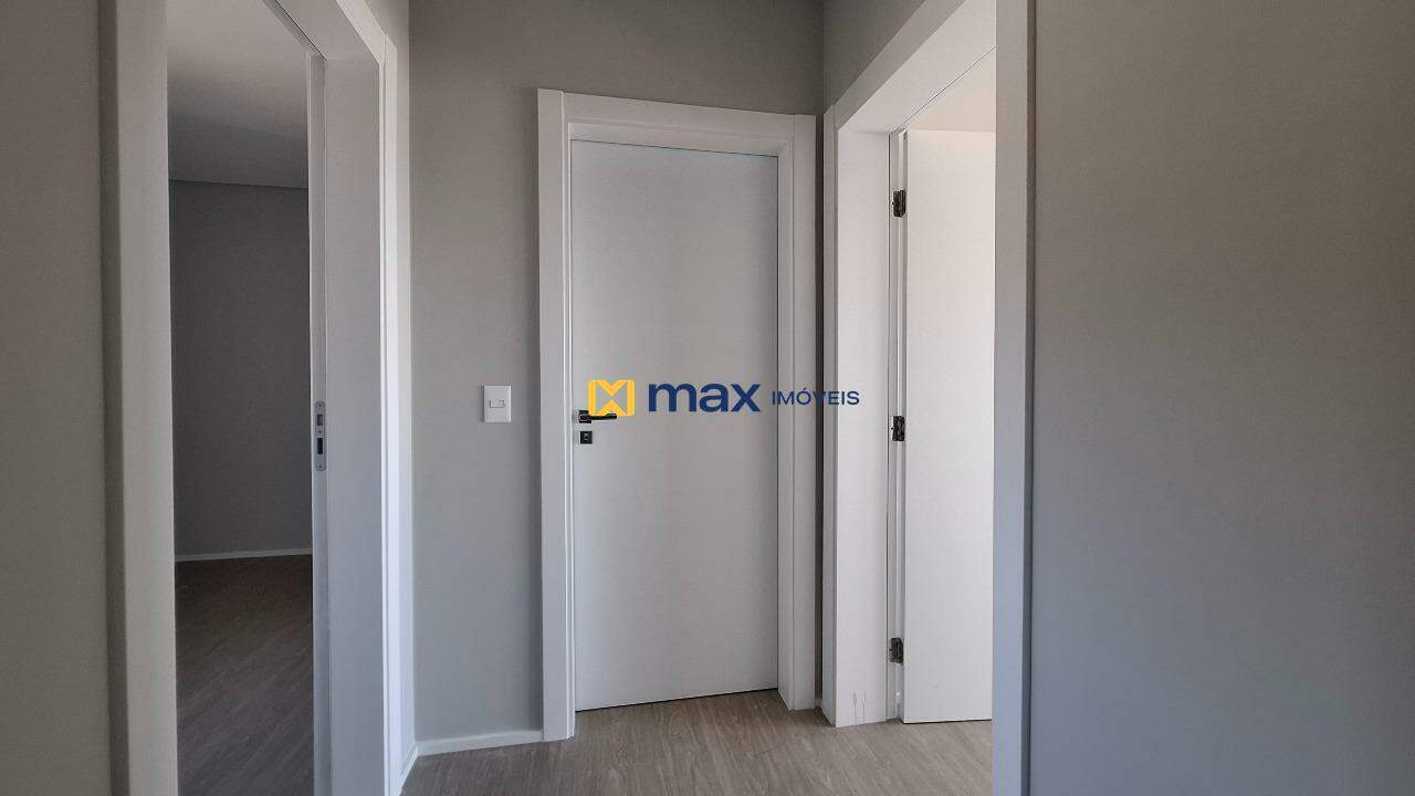 Apartamento à venda no Fazenda: Corredor