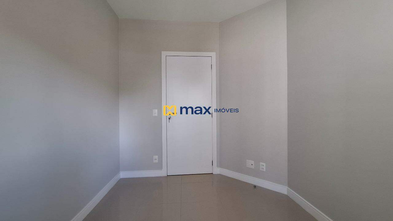 Apartamento para aluguel no Fazenda: Dormitório