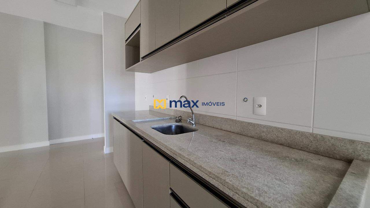 Apartamento para aluguel no Fazenda: Cozinha