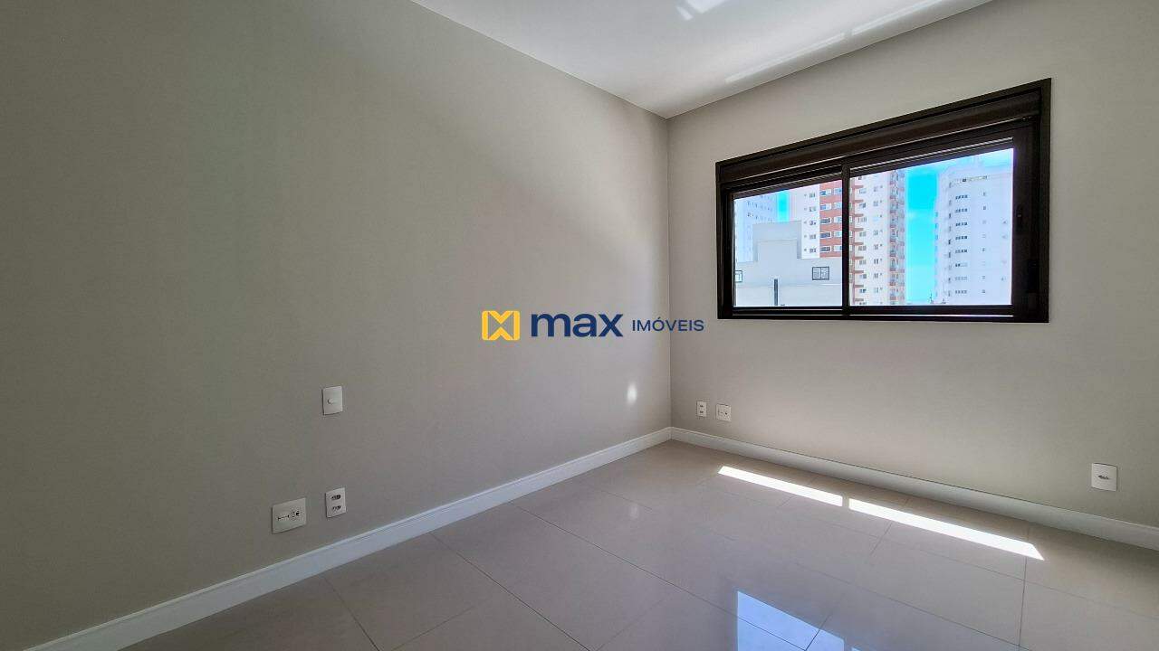 Apartamento para aluguel no Fazenda: Suíte
