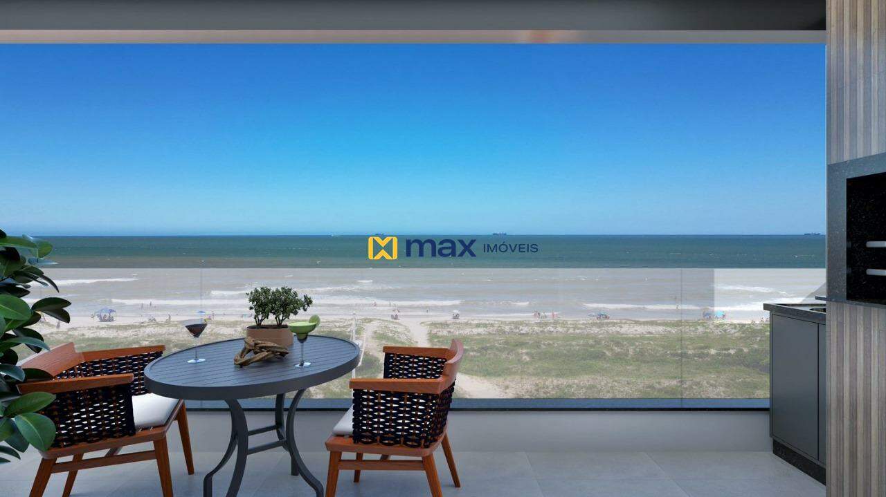 Apartamento à venda no Meia Praia: 