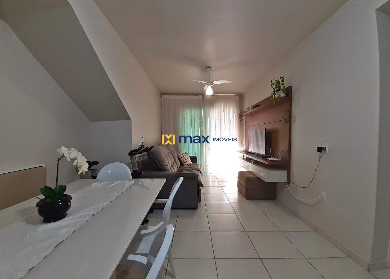 Apartamento à venda no Meia Praia: 