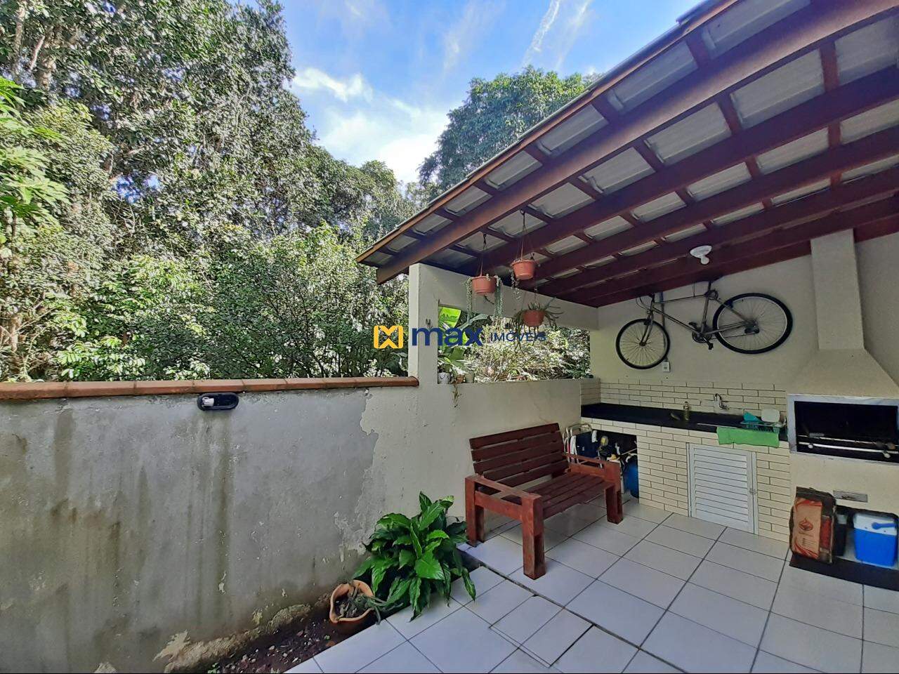 Apartamento à venda no Meia Praia: 