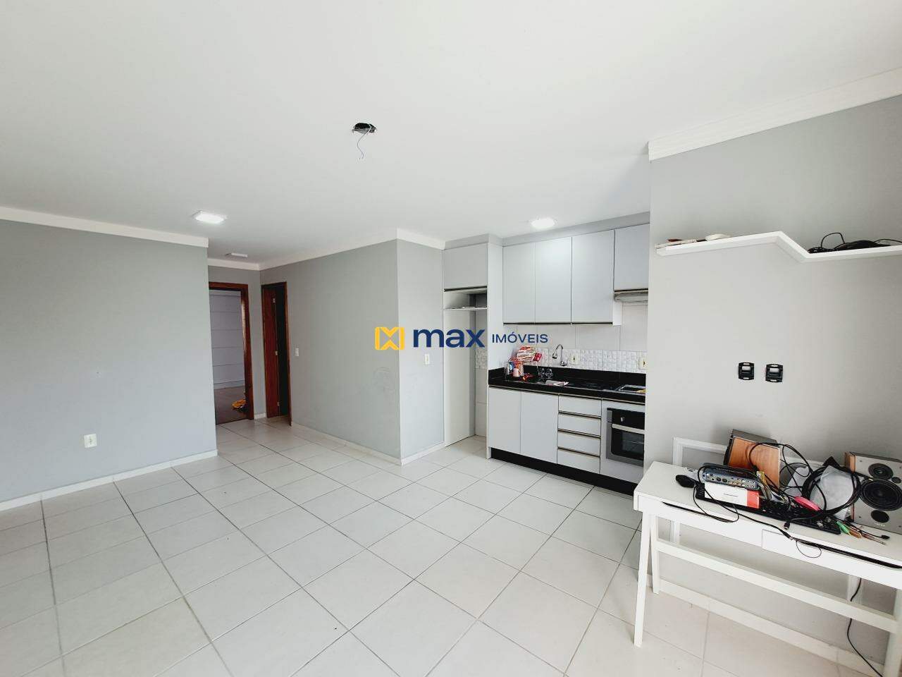 Apartamento à venda no Santa Regina: Living Integrado