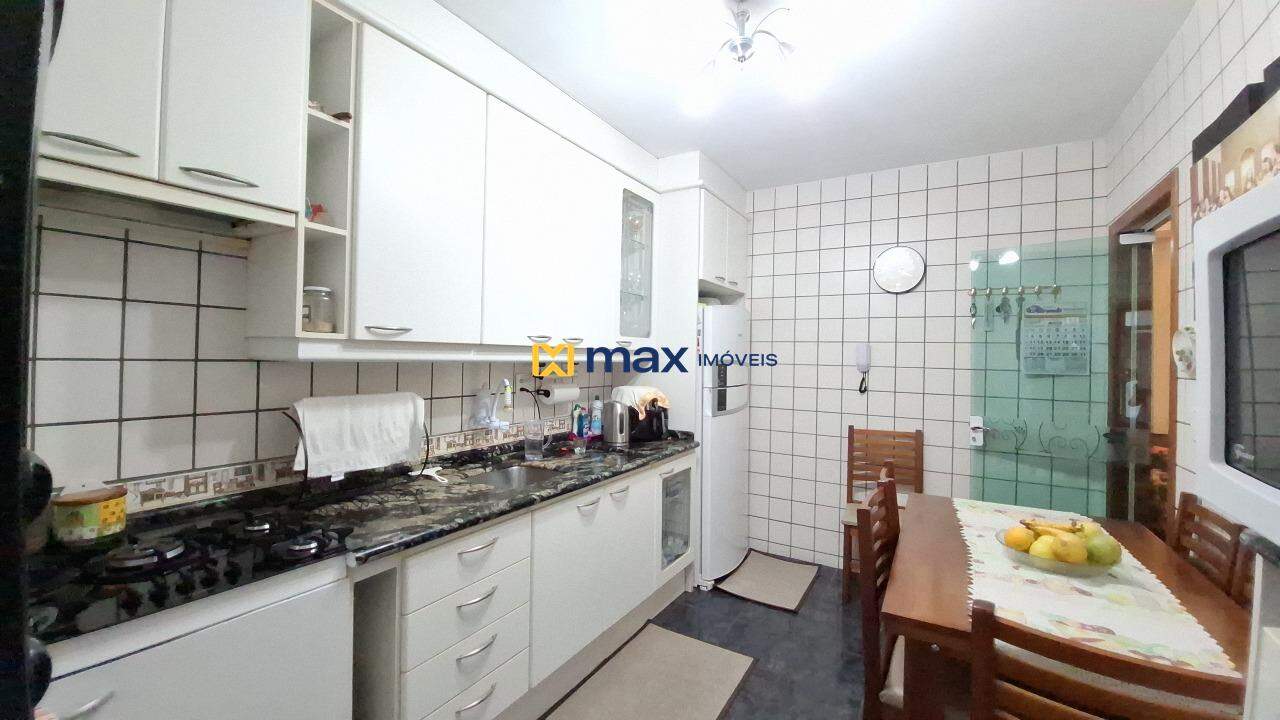 Apartamento à venda no Vila Operária: Cozinha