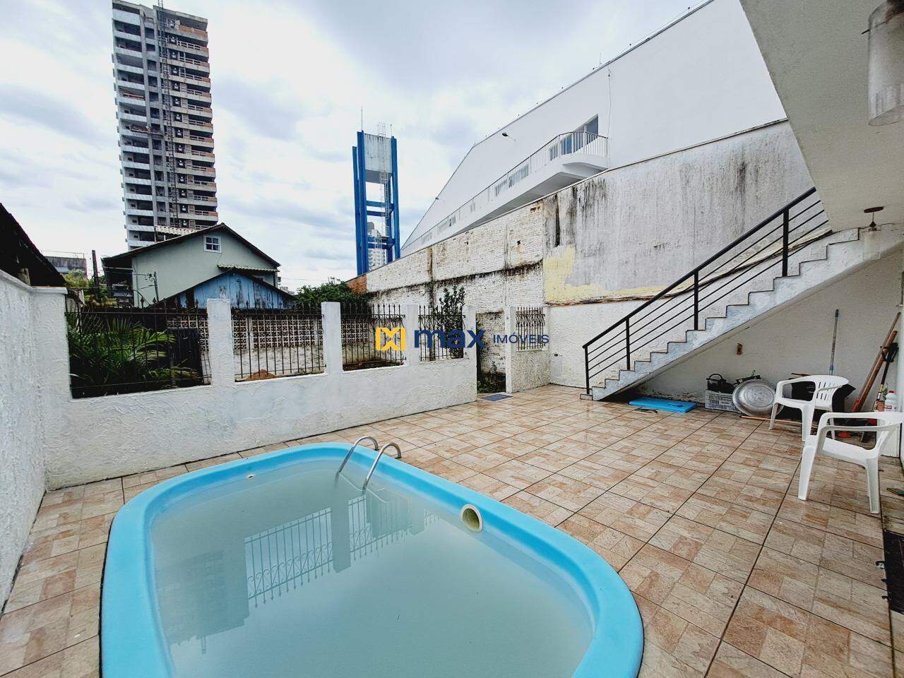 Casa à venda no Centro: Piscina