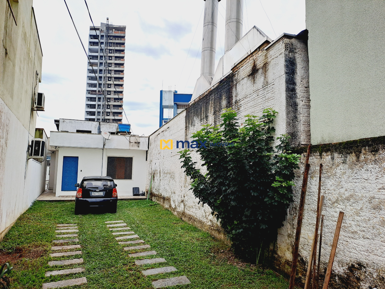Casa à venda no Centro: Entrada