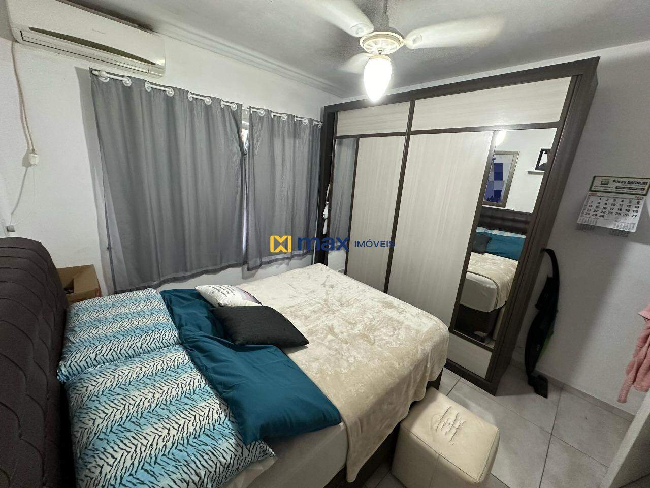 Casa à venda no Centro: Dormitório 1 piso superior