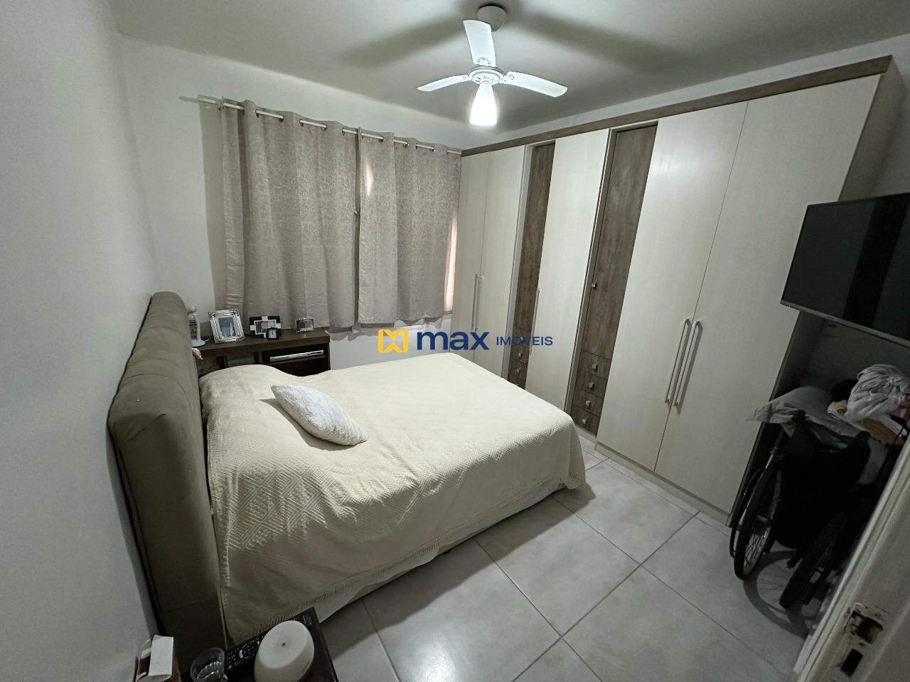 Casa à venda no Centro: Dormitório 2 piso superior