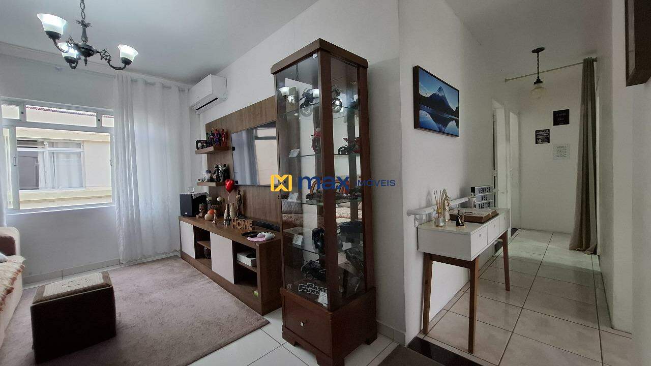 Casa à venda no Centro: Living integrado - Piso 2