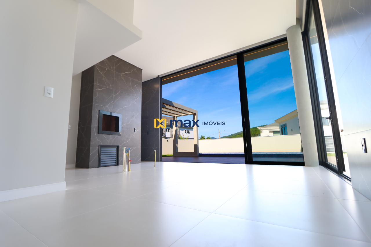 Casa à venda no Santa Regina: Salão gourmet 