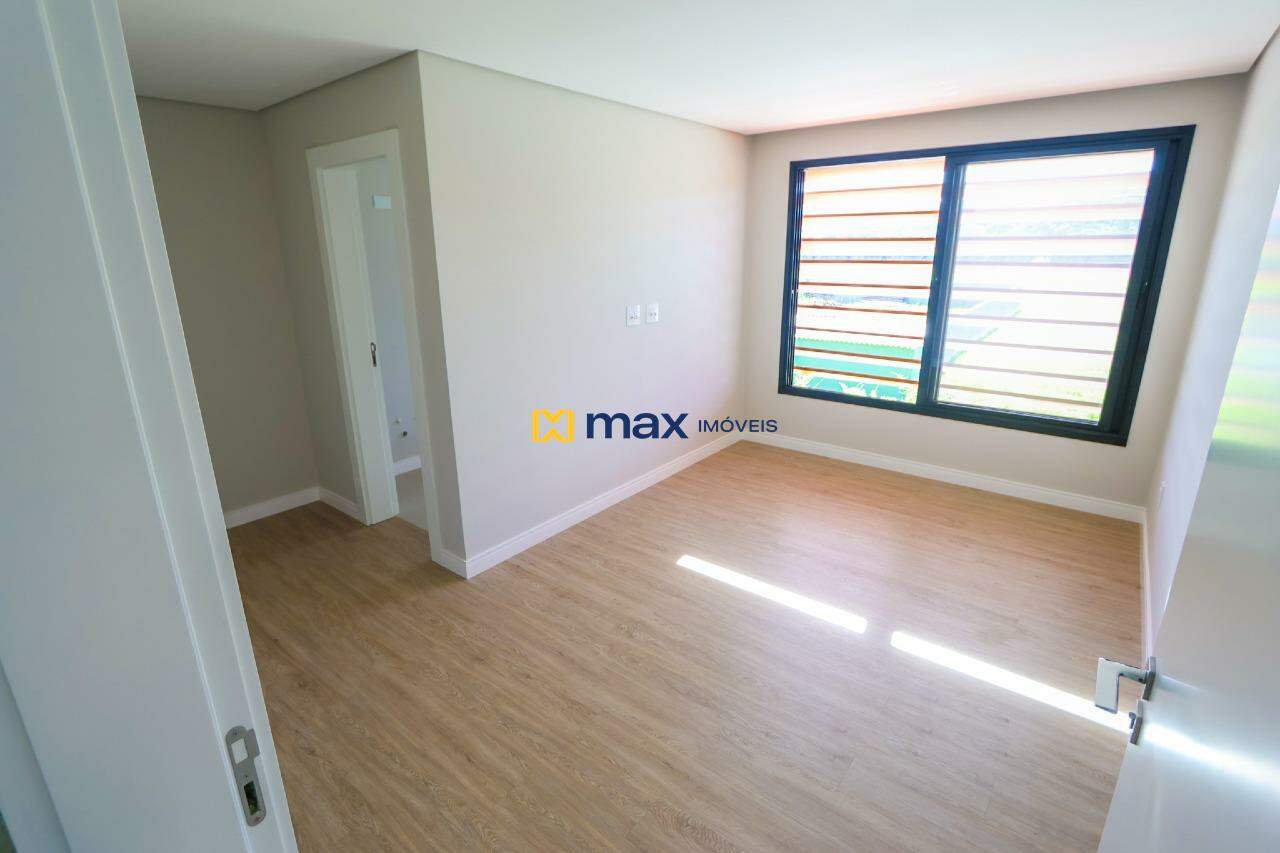 Casa à venda no Santa Regina: Suíte 1