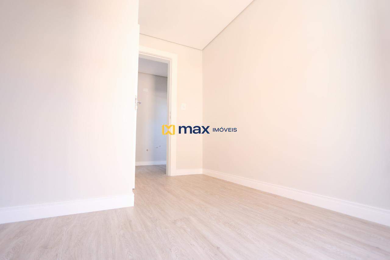 Casa à venda no Santa Regina: Suíte master