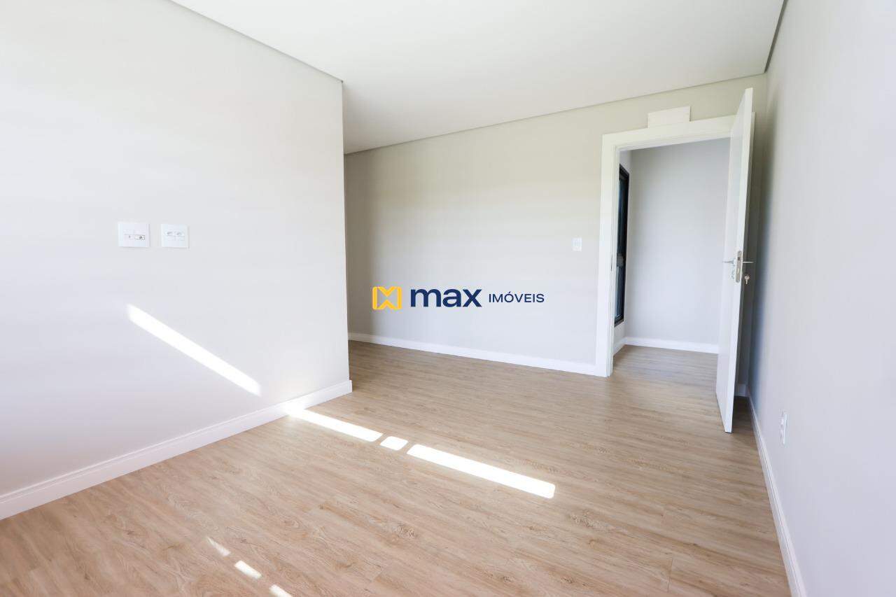 Casa à venda no Santa Regina: Suíte 2