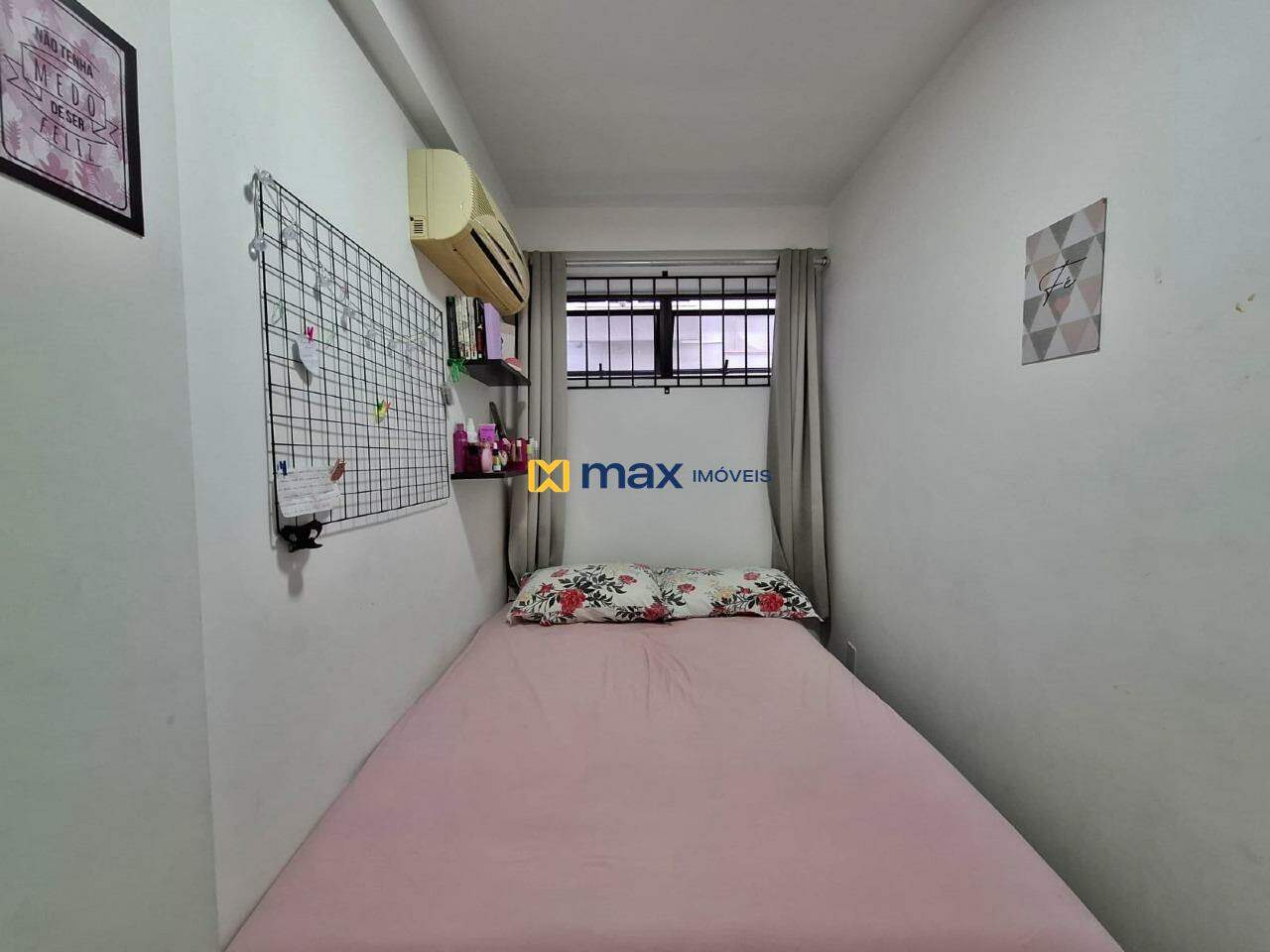 Casa à venda no Centro: