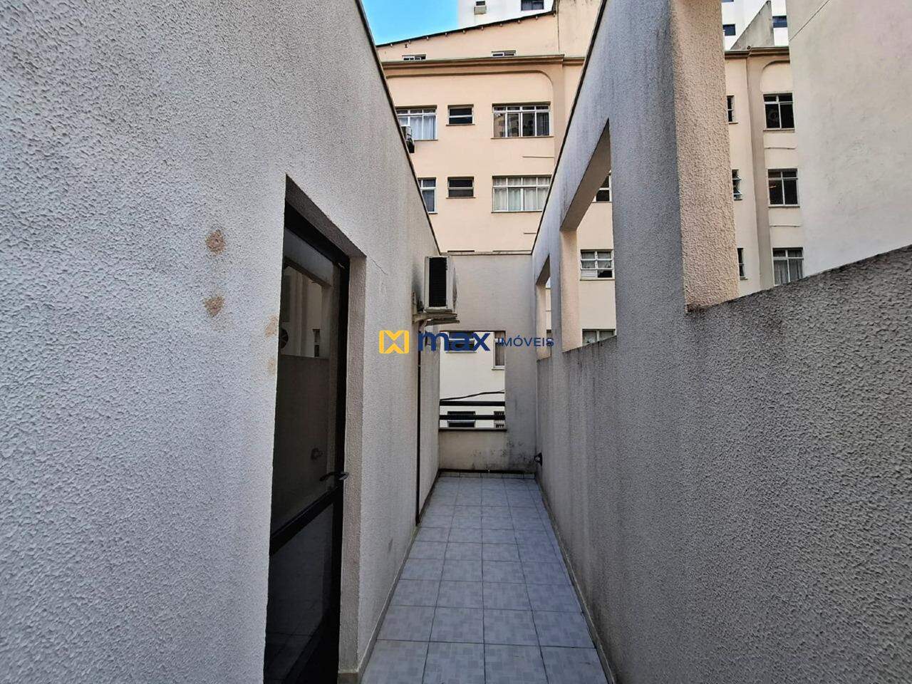 Casa à venda no Centro: