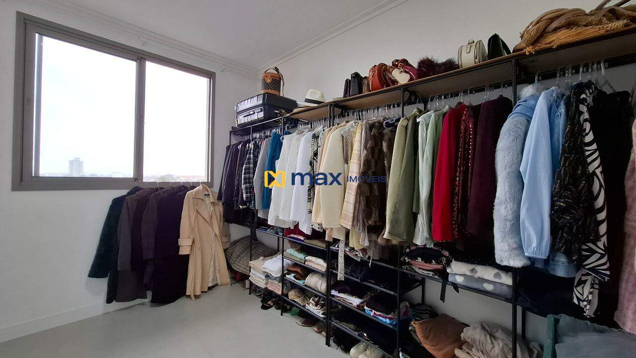 Apartamento à venda no São Vicente: Closet