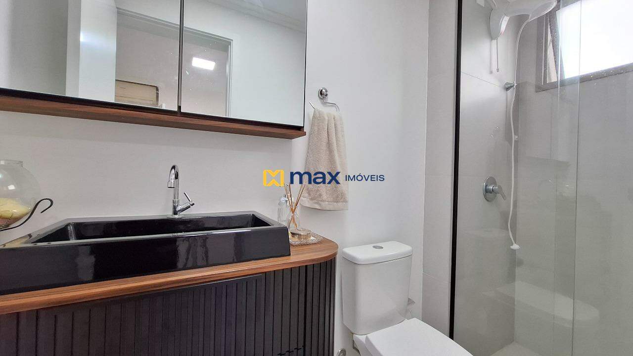 Apartamento à venda no São Vicente: Banheiro suíte
