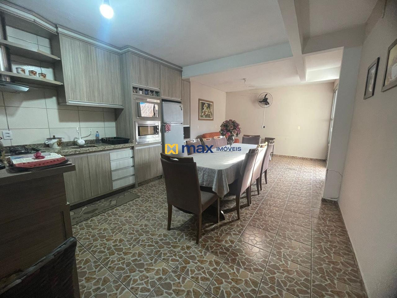 Casa à venda no Centro: 