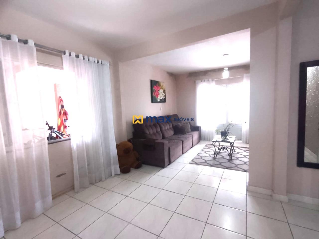 Casa à venda no Centro: 