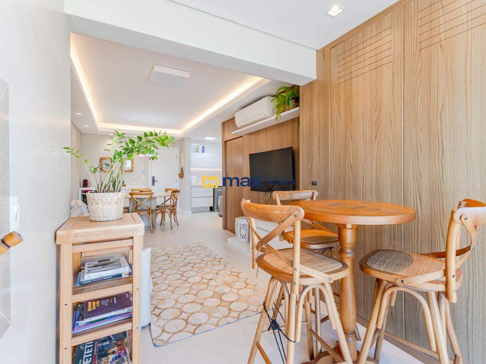 Apartamento à venda no Praia Brava: Living integrado
