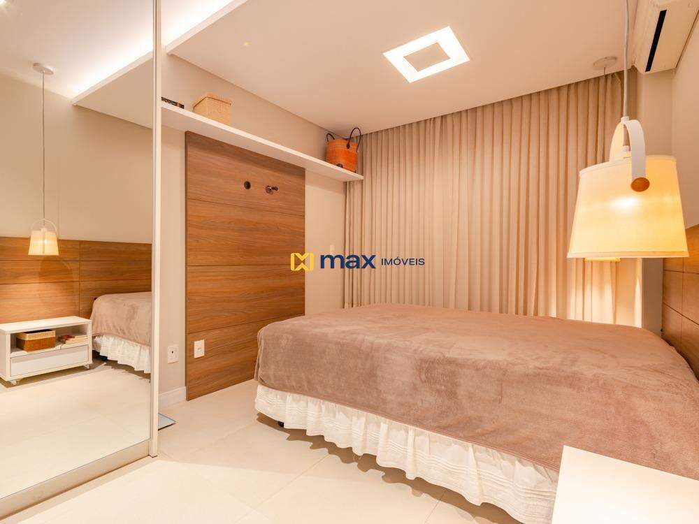 Apartamento à venda no Praia Brava: Suíte