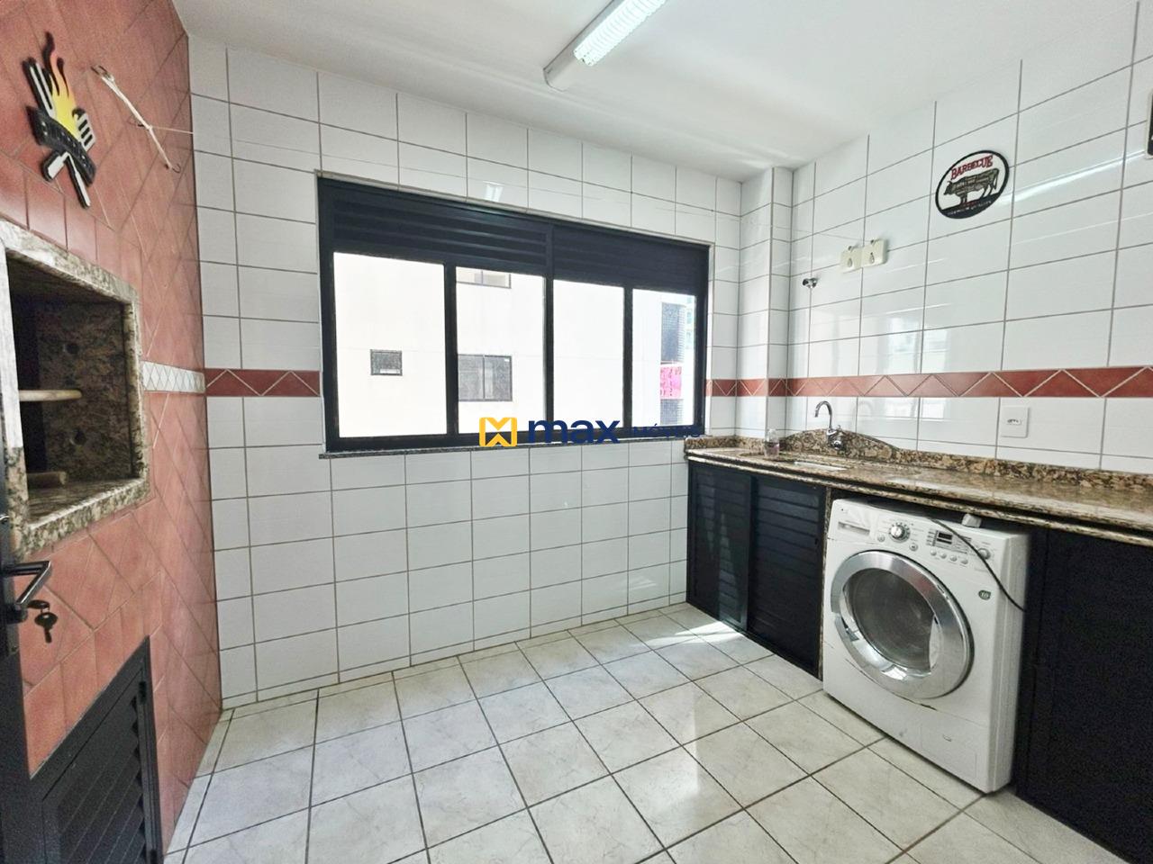 Apartamento para aluguel no Centro: Churrasqueira/Lavanderia