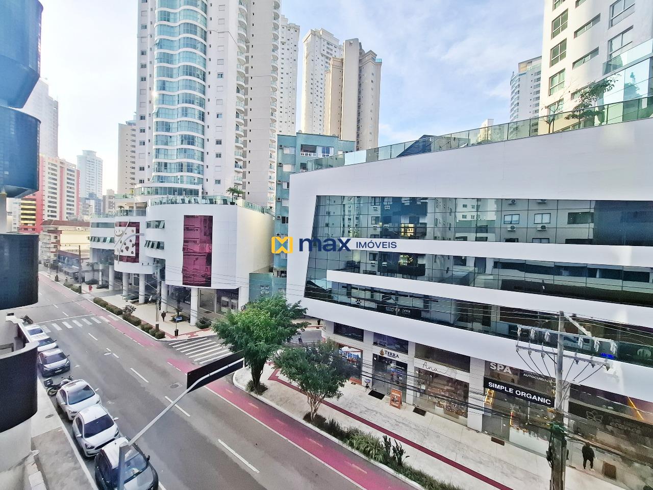 Apartamento para aluguel no Centro: Vista Janela Sala