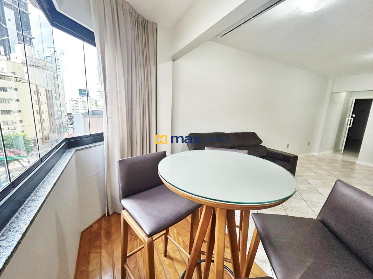 Apartamento para aluguel no Centro: Deck Sala de Estar