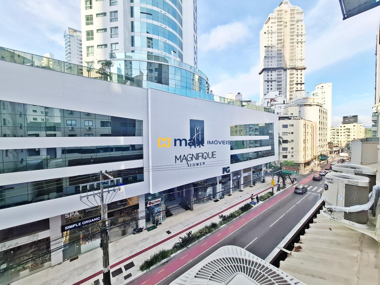 Apartamento para aluguel no Centro: Vista Janela Sala