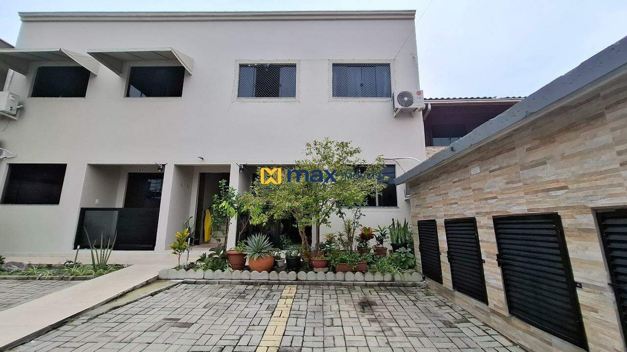 Apartamento à venda no Cordeiros: Fachada