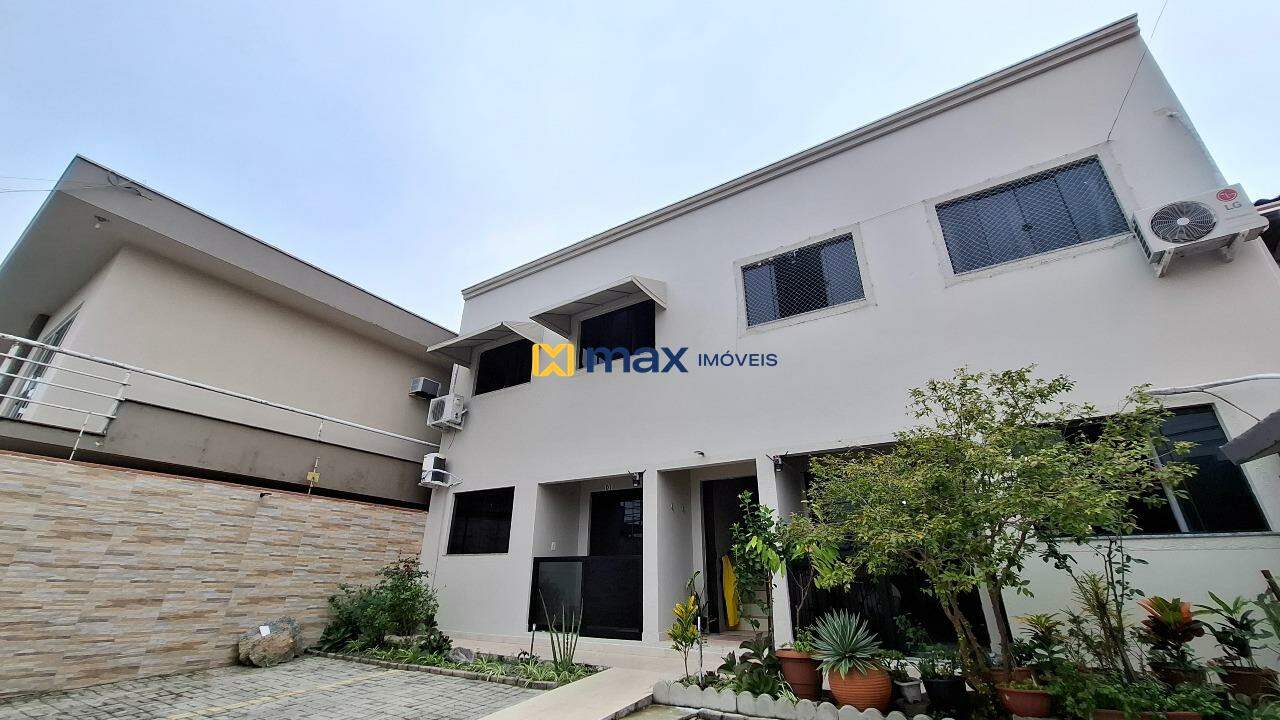 Apartamento à venda no Cordeiros: Fachada