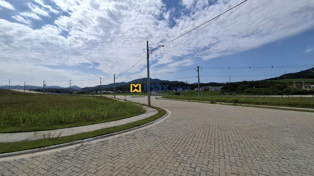 Terreno em condomínio à venda no Rio do Meio: Lote