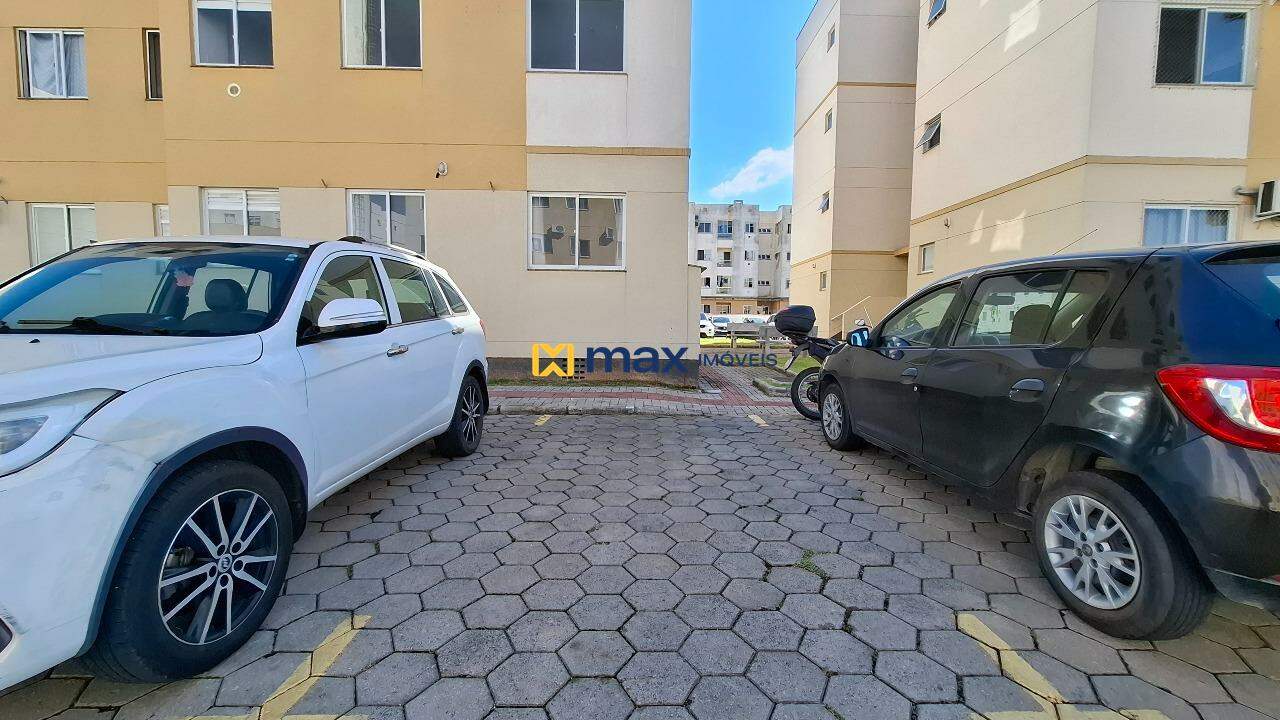 Apartamento para aluguel no Itaipava: Garagem
