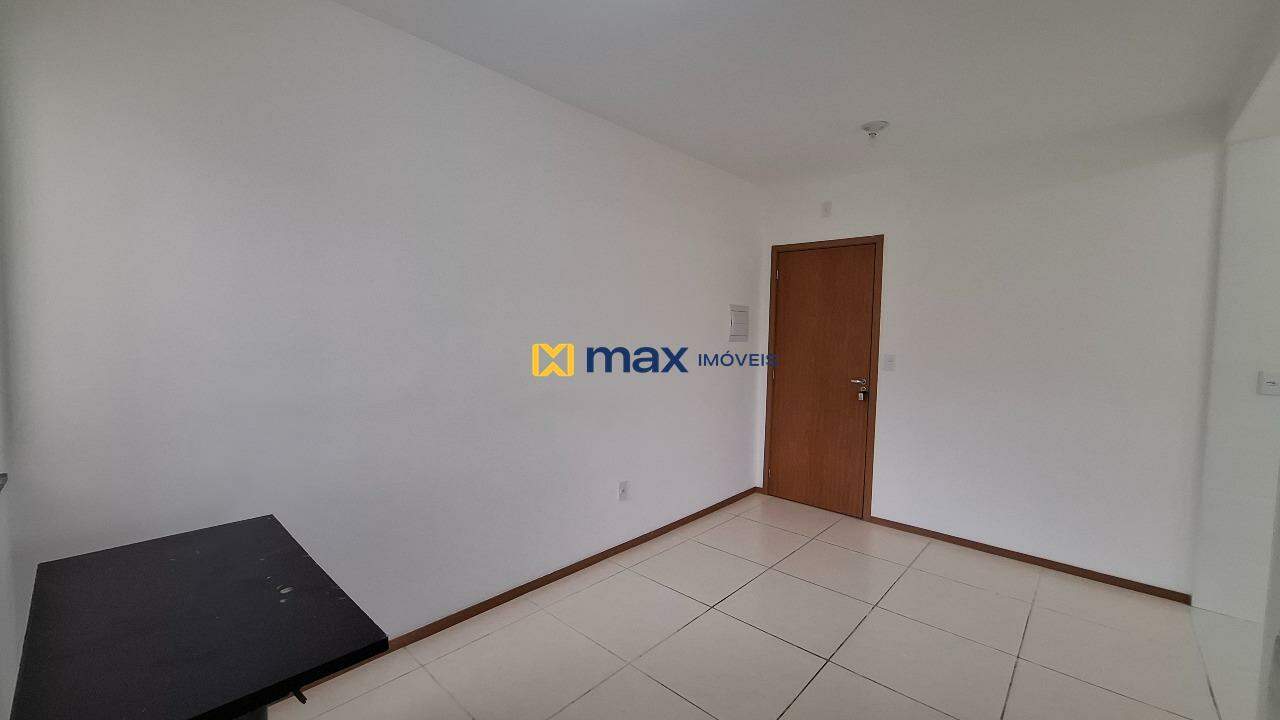 Apartamento para aluguel no Itaipava: Sala de Estar e Jantar