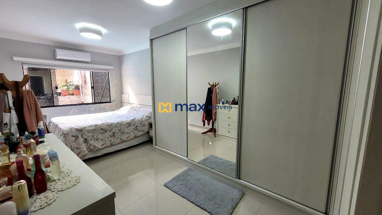 Casa à venda no Nova Esperança: 