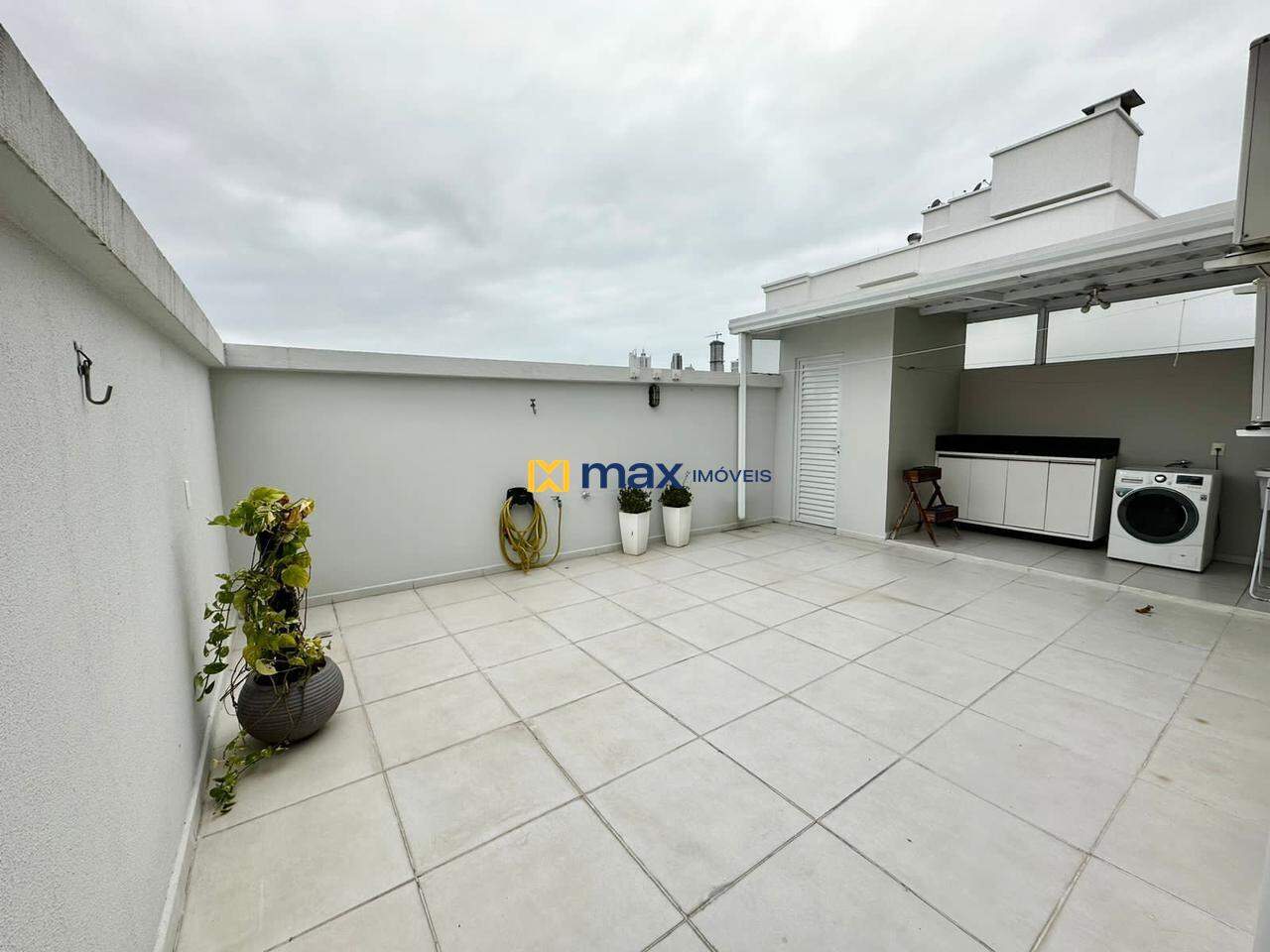 Apartamento à venda no Nações: 