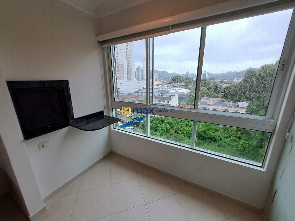 Apartamento à venda no Fazenda: Sacada