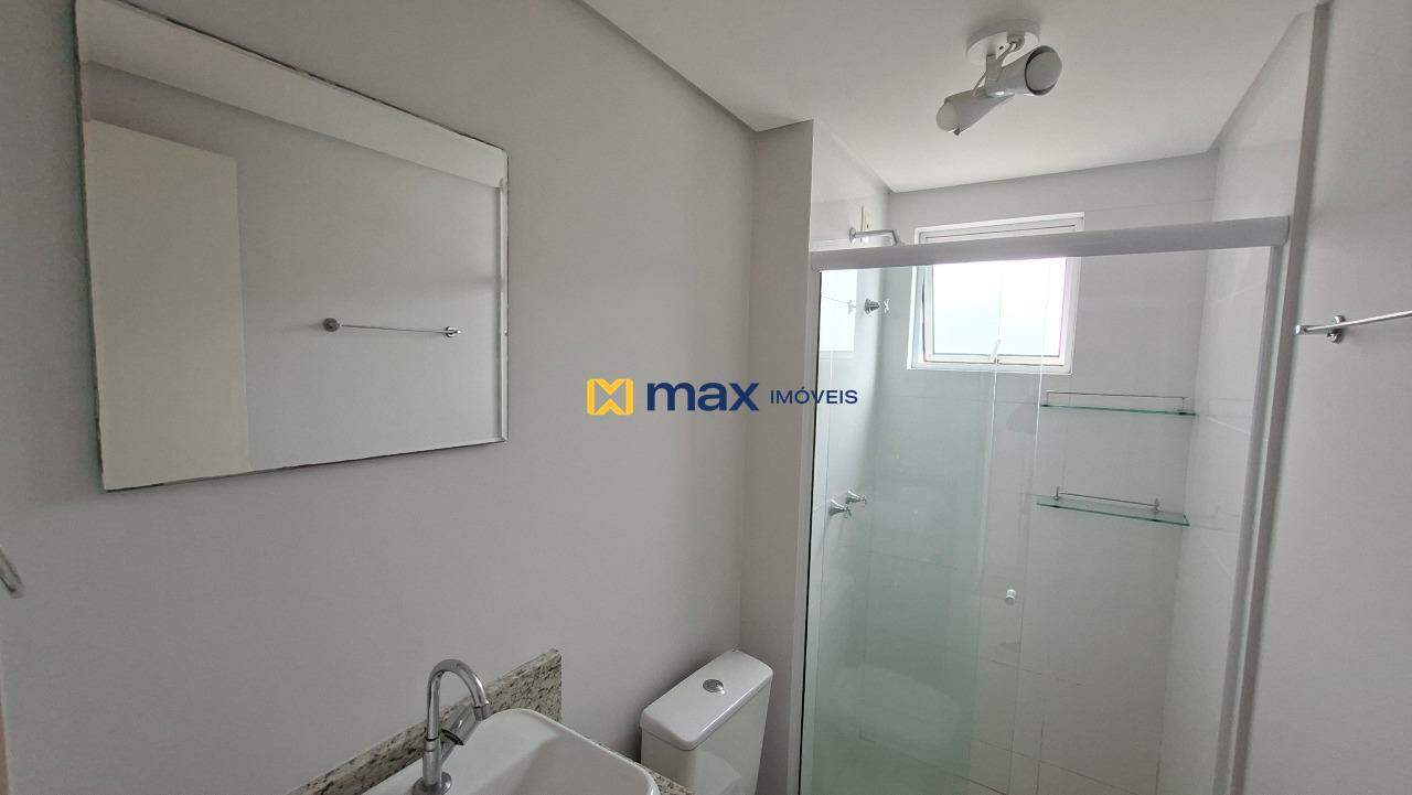 Apartamento para aluguel no Vila Operária: Banheiro Social