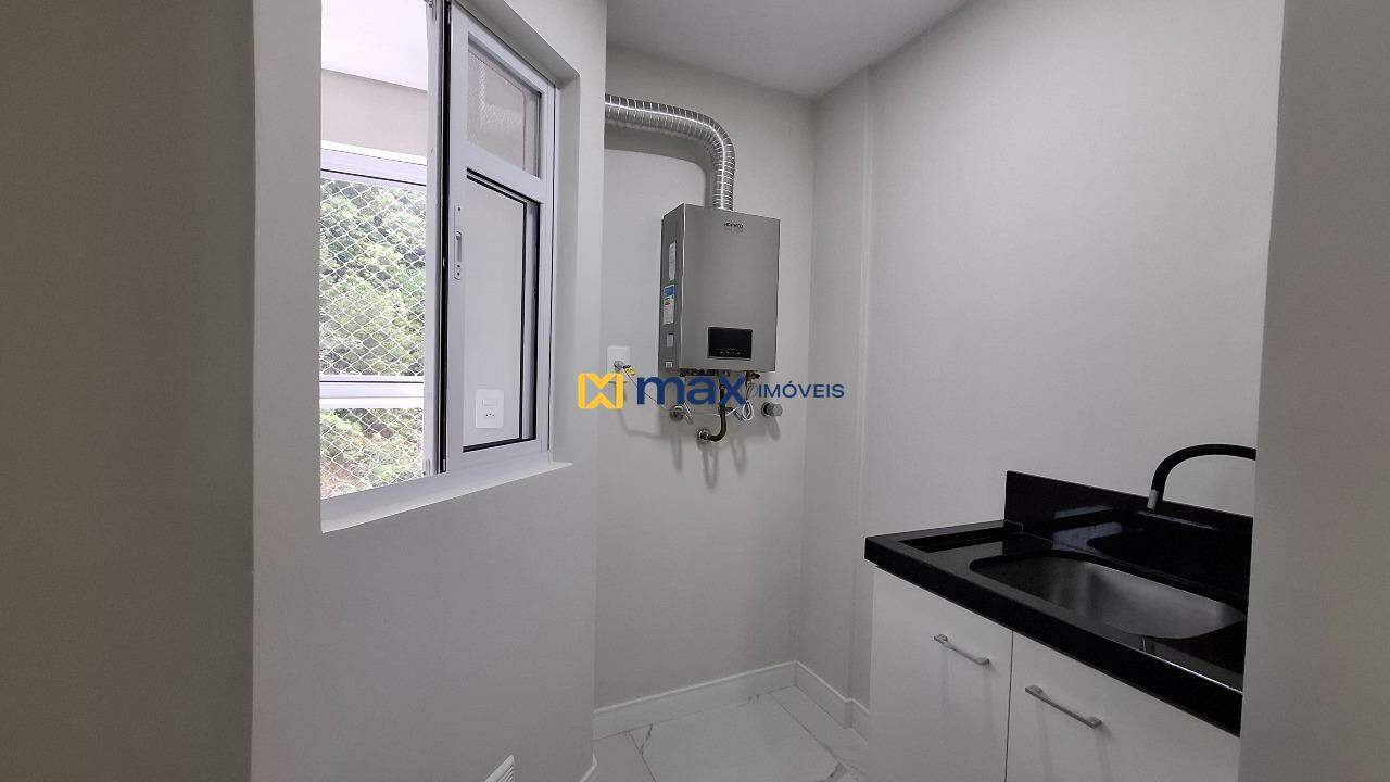 Apartamento para aluguel no Ressacada: Lavanderia