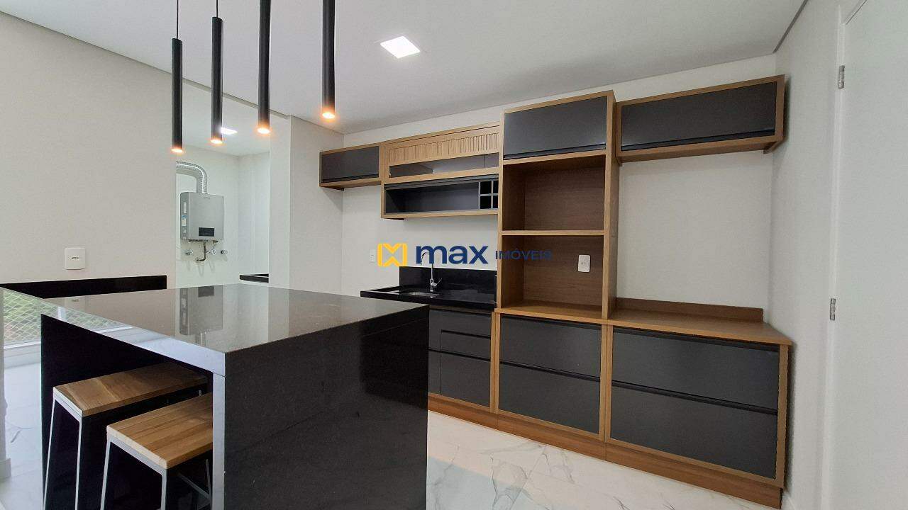 Apartamento para aluguel no Ressacada: Cozinha