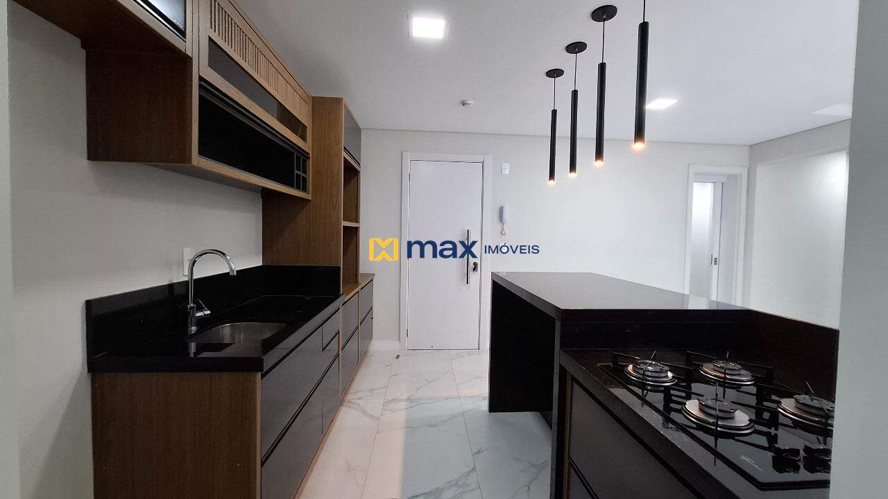 Apartamento para aluguel no Ressacada: Cozinha