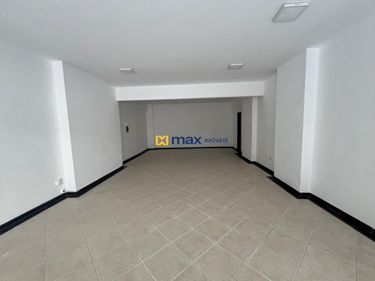 Sala para aluguel no Centro: 