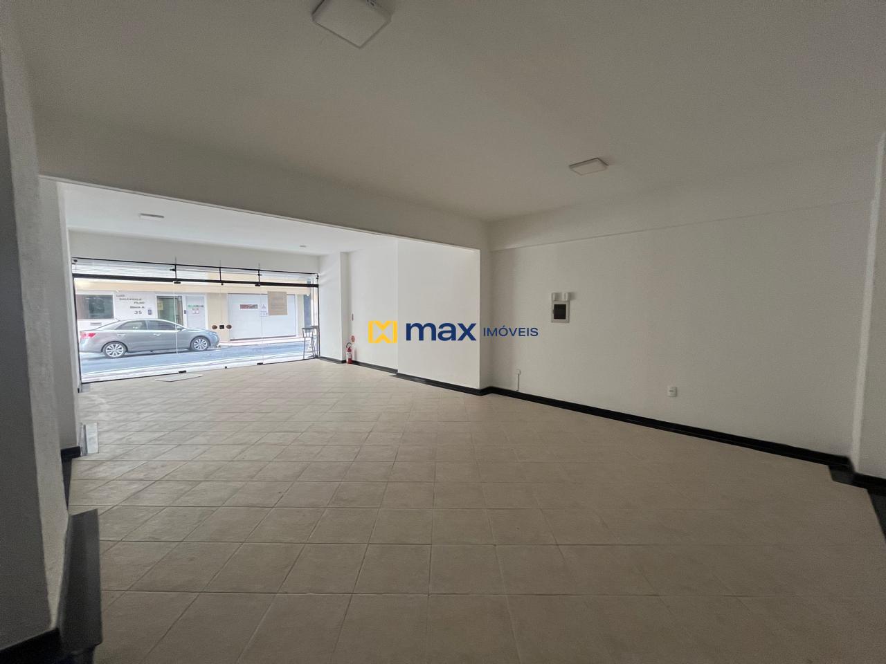 Sala para aluguel no Centro: 