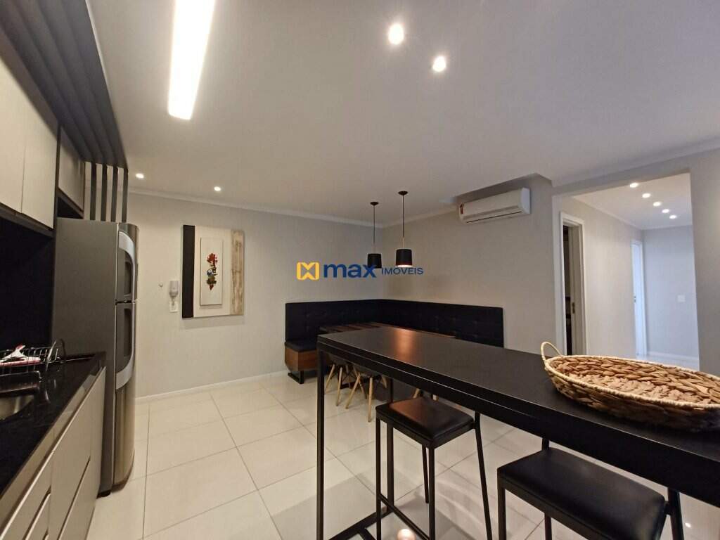 Apartamento à venda no Nações: 
