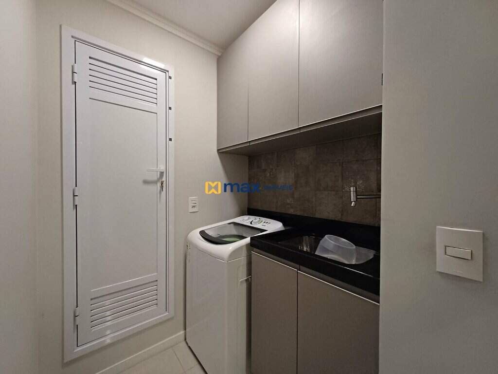 Apartamento à venda no Nações: 