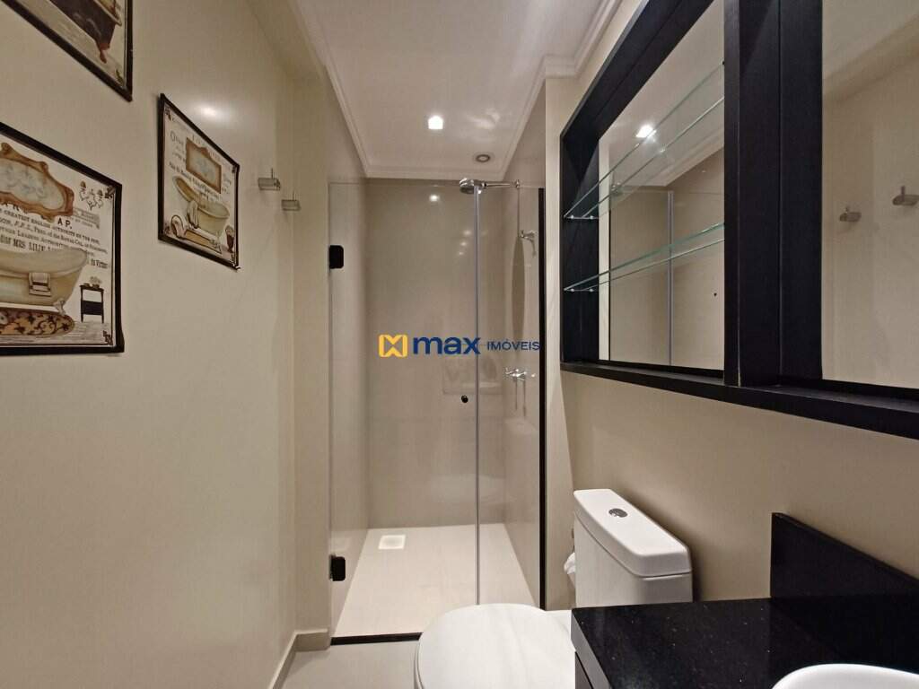 Apartamento à venda no Nações: 