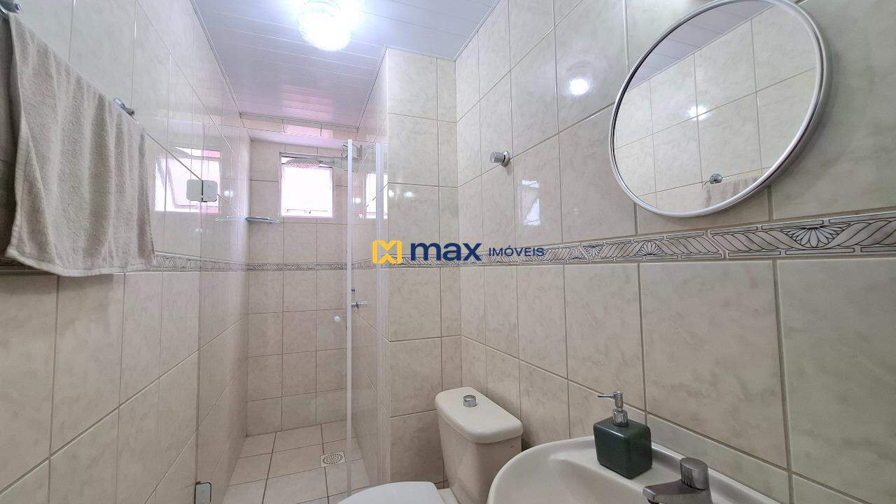 Apartamento à venda no Centro: Banheiro social