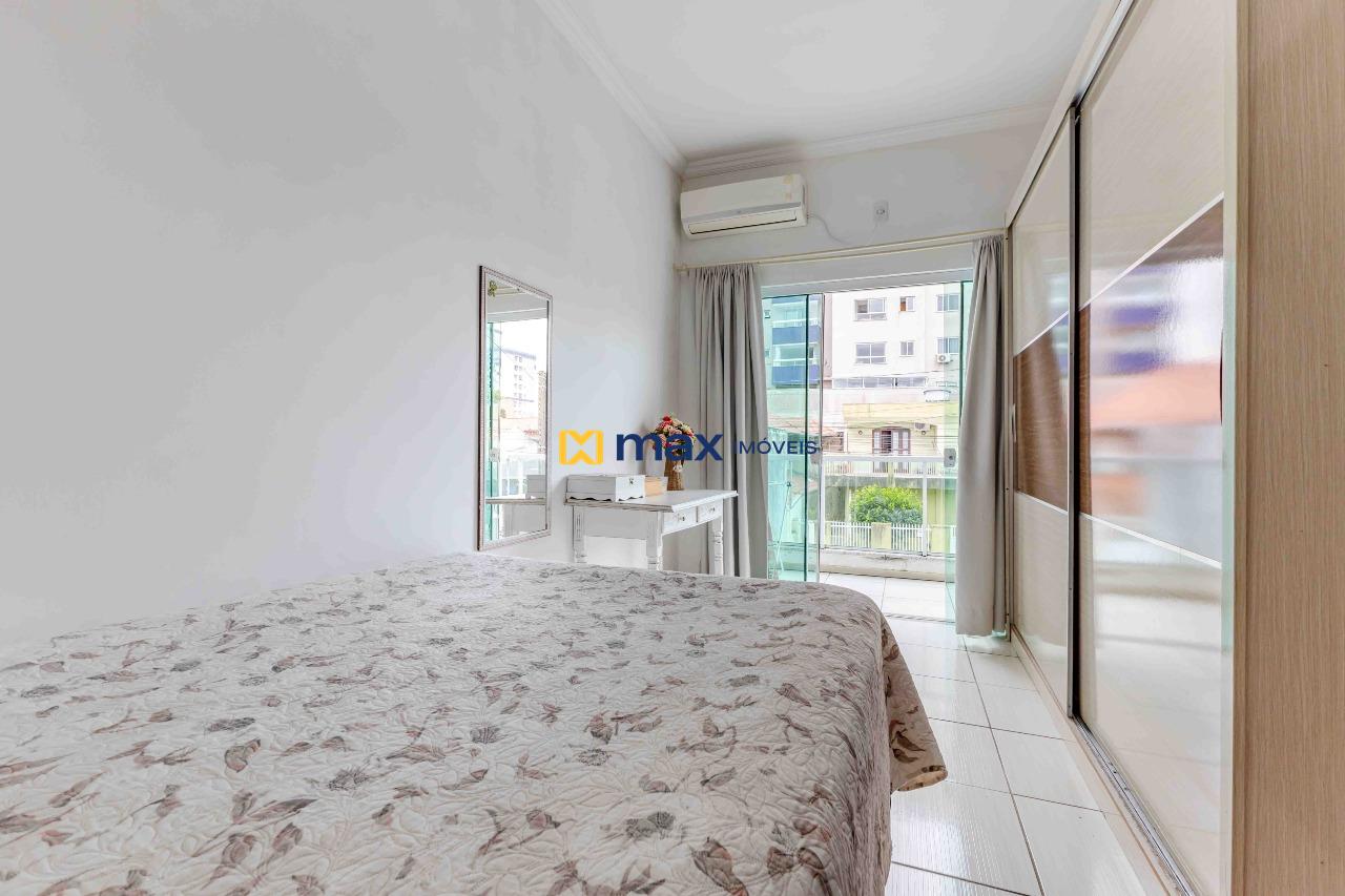 Casa à venda no Centro: Quarto Suíte (piso superior)